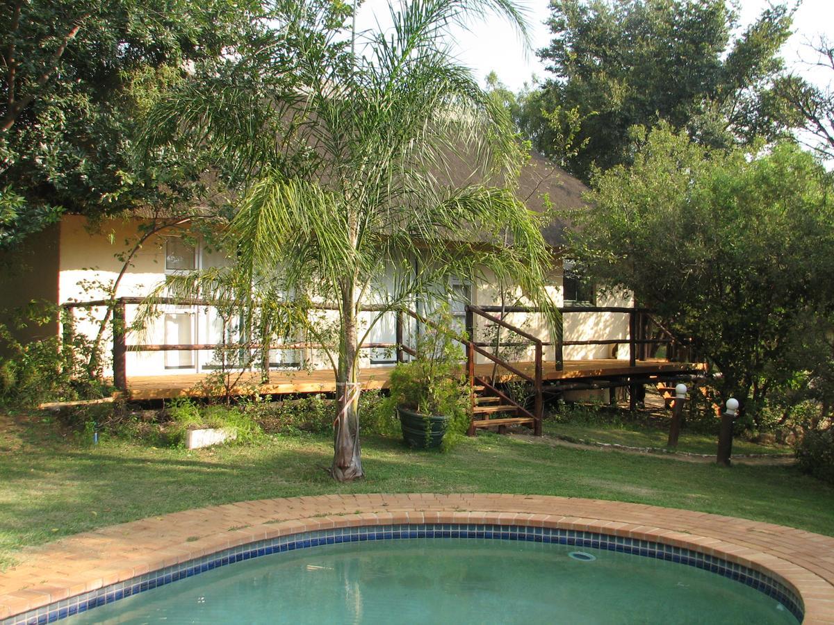 Hekpoort The Nutbush Boma Lodge المظهر الخارجي الصورة